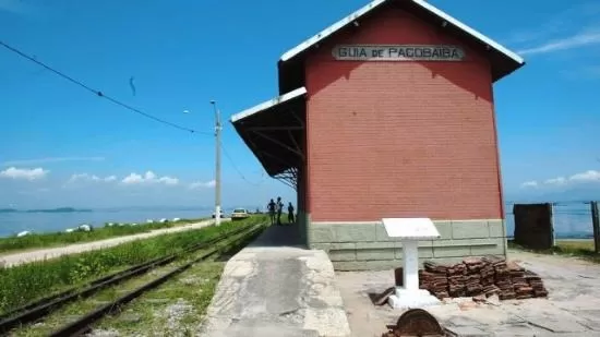 Primeira estação ferroviaria Guia de Pacobaiba, em Magé