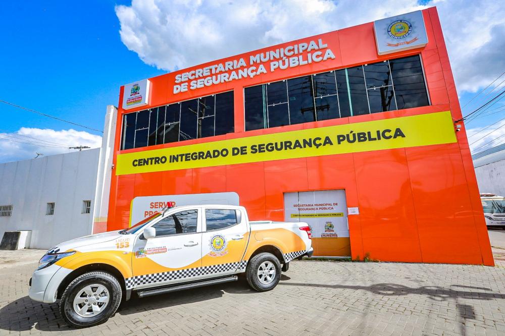 A nova viatura (modelo L200 Triton) irá reforçar a frota utilizada pela Guarda MunicipalCréditos: Rafael Barreto