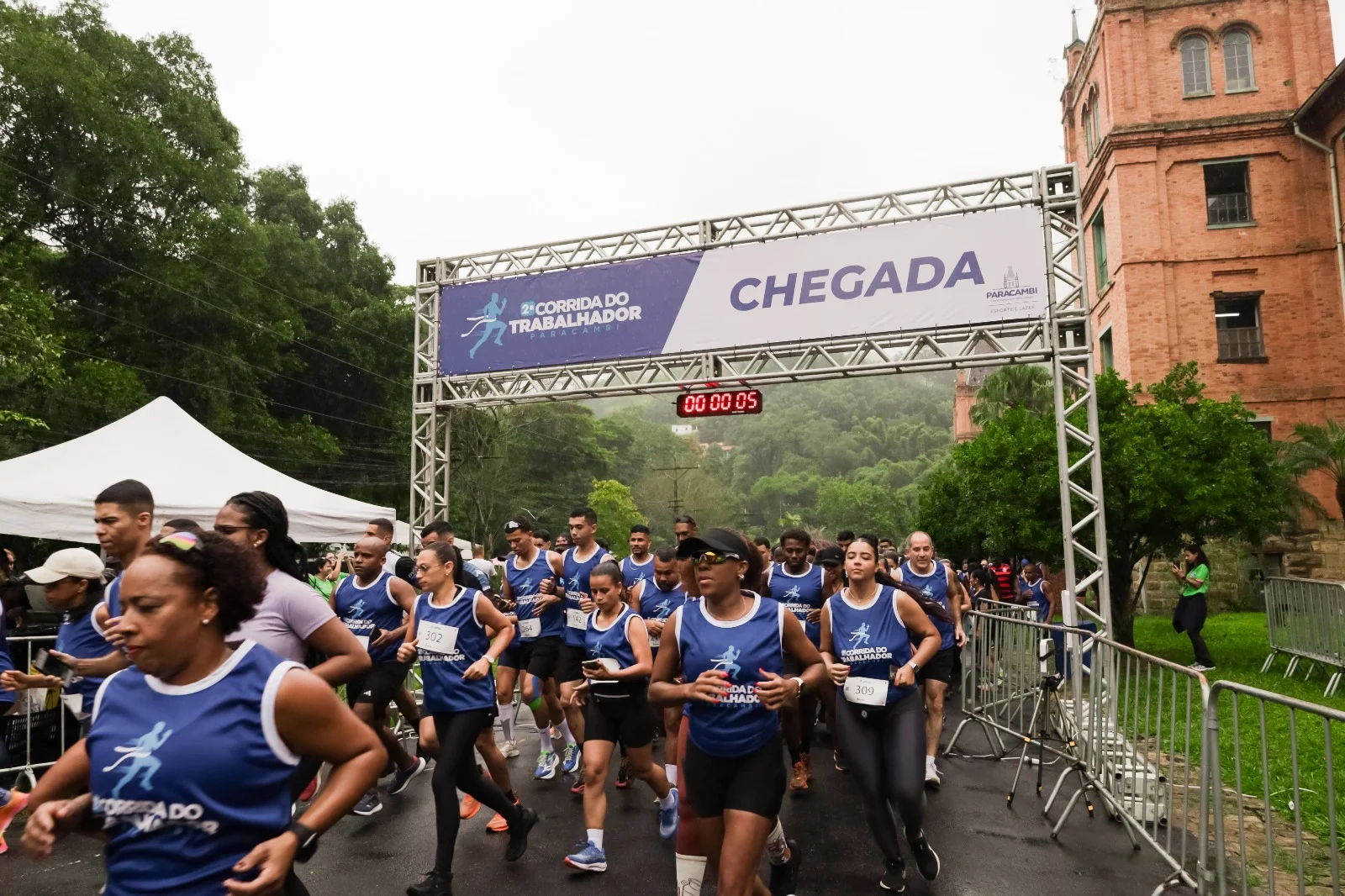 Paracambi celebra o Dia do Trabalhador com esporte, cultura e serviços à população