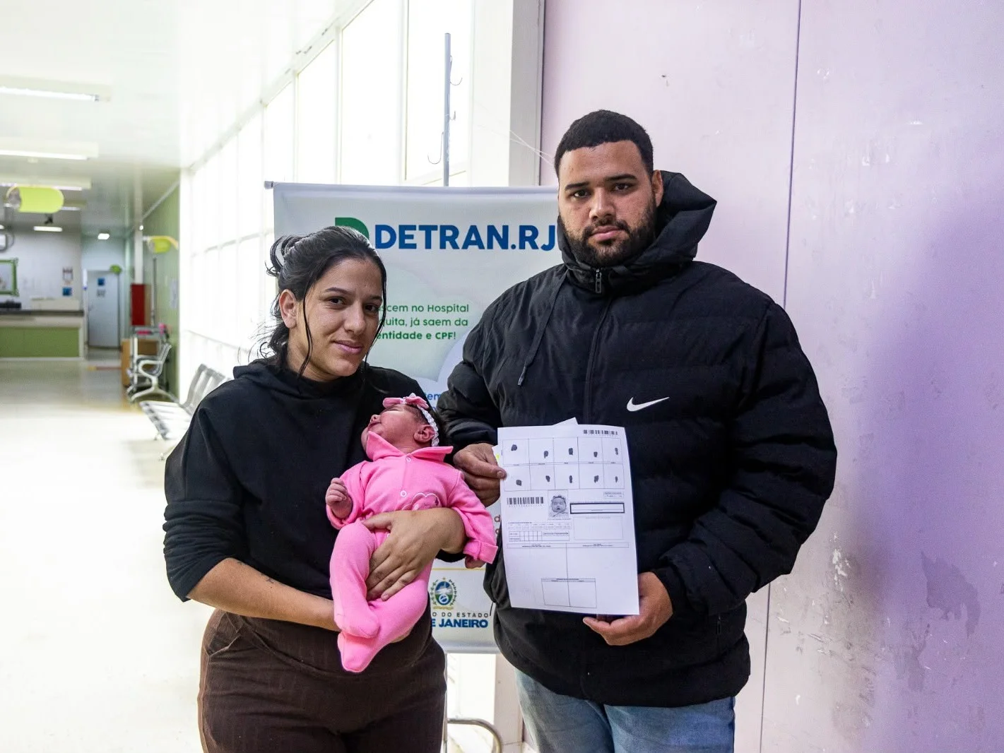 Recém-nascidos já deixam maternidade de Mesquita com Carteira de Identidade Nacional emitida