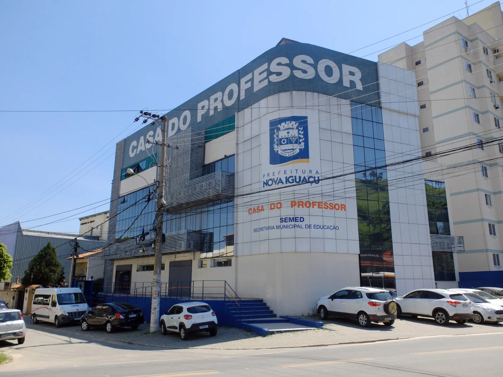 Prefeitura de Nova Iguaçu abre seleção para 313 Agentes de Apoio à Inclusão na rede municipal