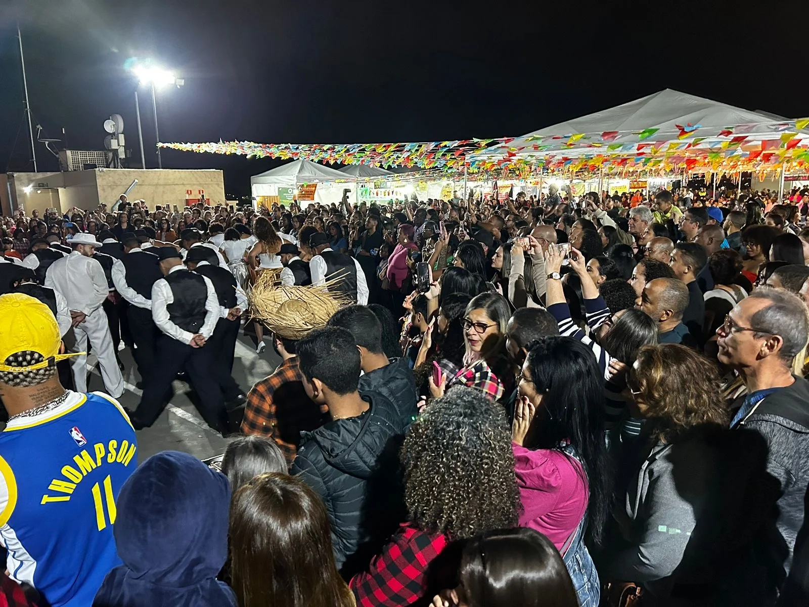 Arraiá do Amor retorna ao TopShopping Nova Iguaçu com quatro dias de forró, quadrilhas e gastronomia típica