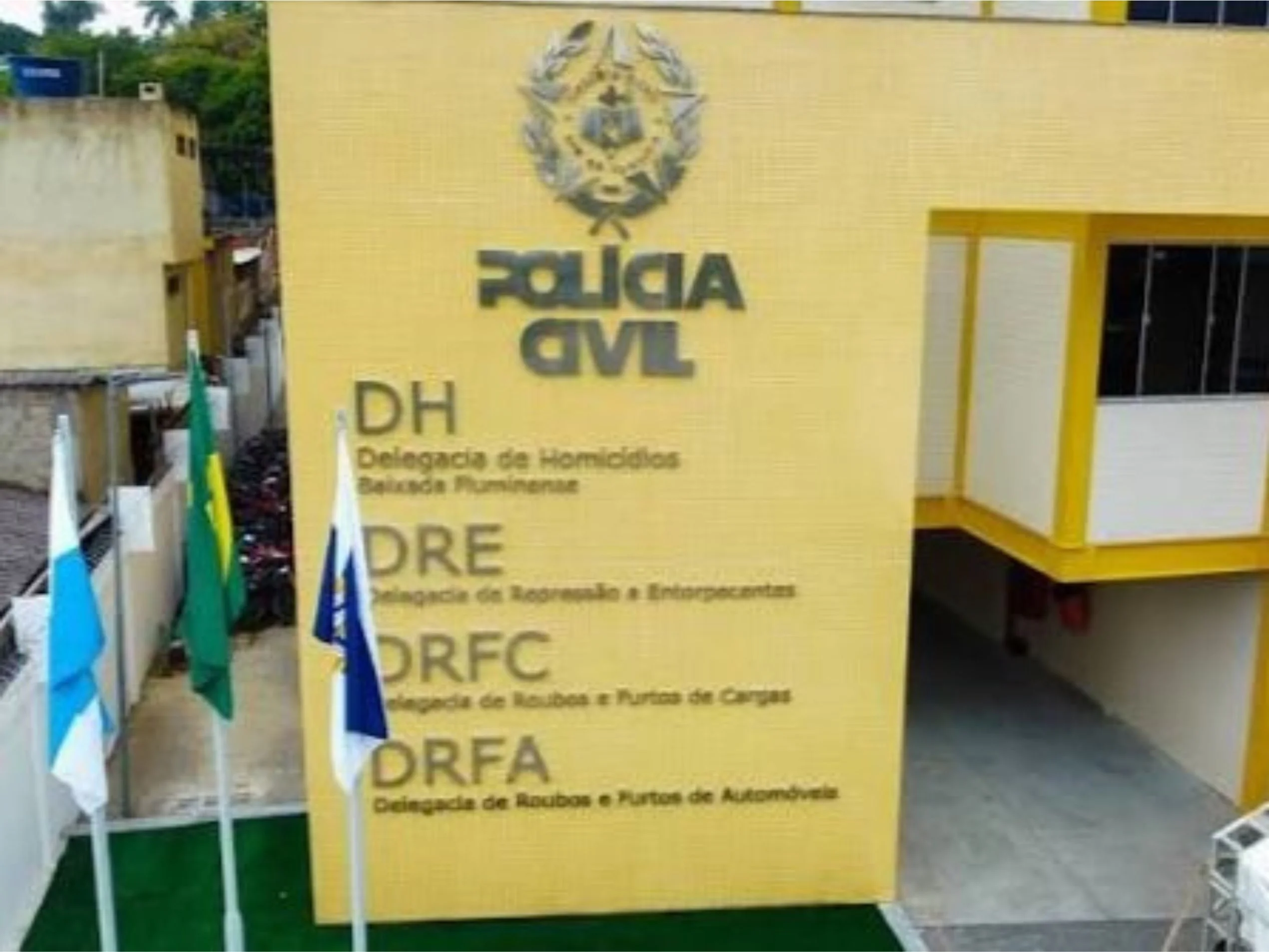 Polícia Civil prende três suspeitos de integrar quadrilha especializada em roubos de cargas de medicamentos