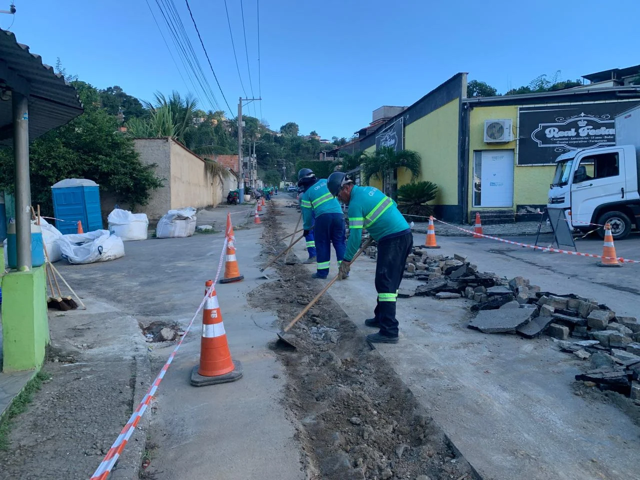 Obras ampliam abastecimento de água e beneficiam cerca de 30 mil moradores em Belford Roxo