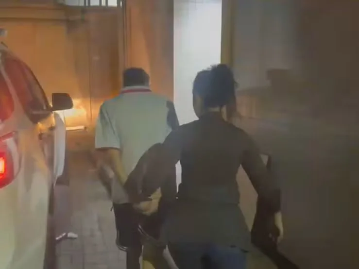 Justiça torna réu casal acusado de matar recém-nascido e enterrar corpo no quintal em Duque de Caxias