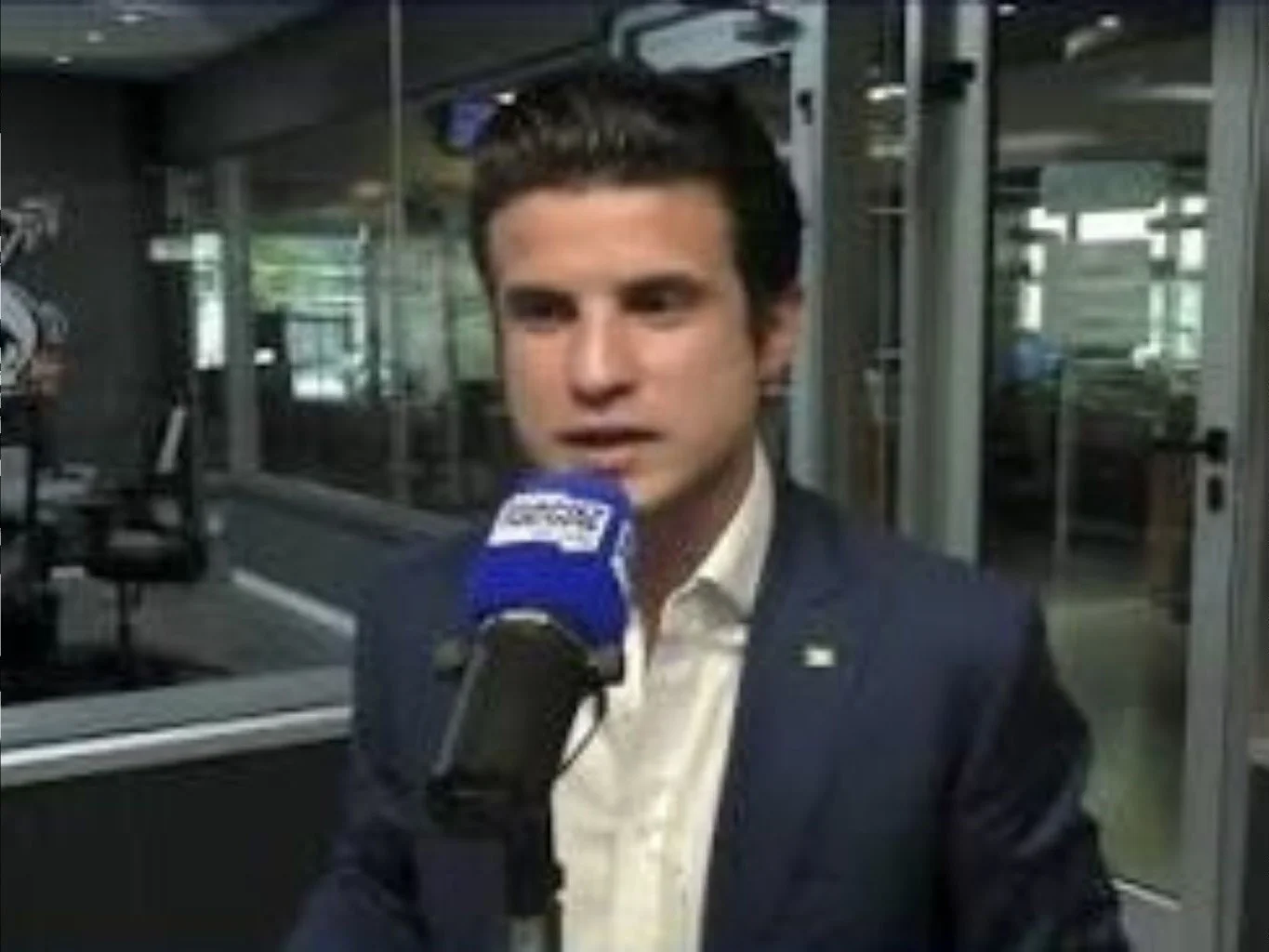 André Marinho propõe metrô suspenso no Arco Metropolitano e unificação das polícias