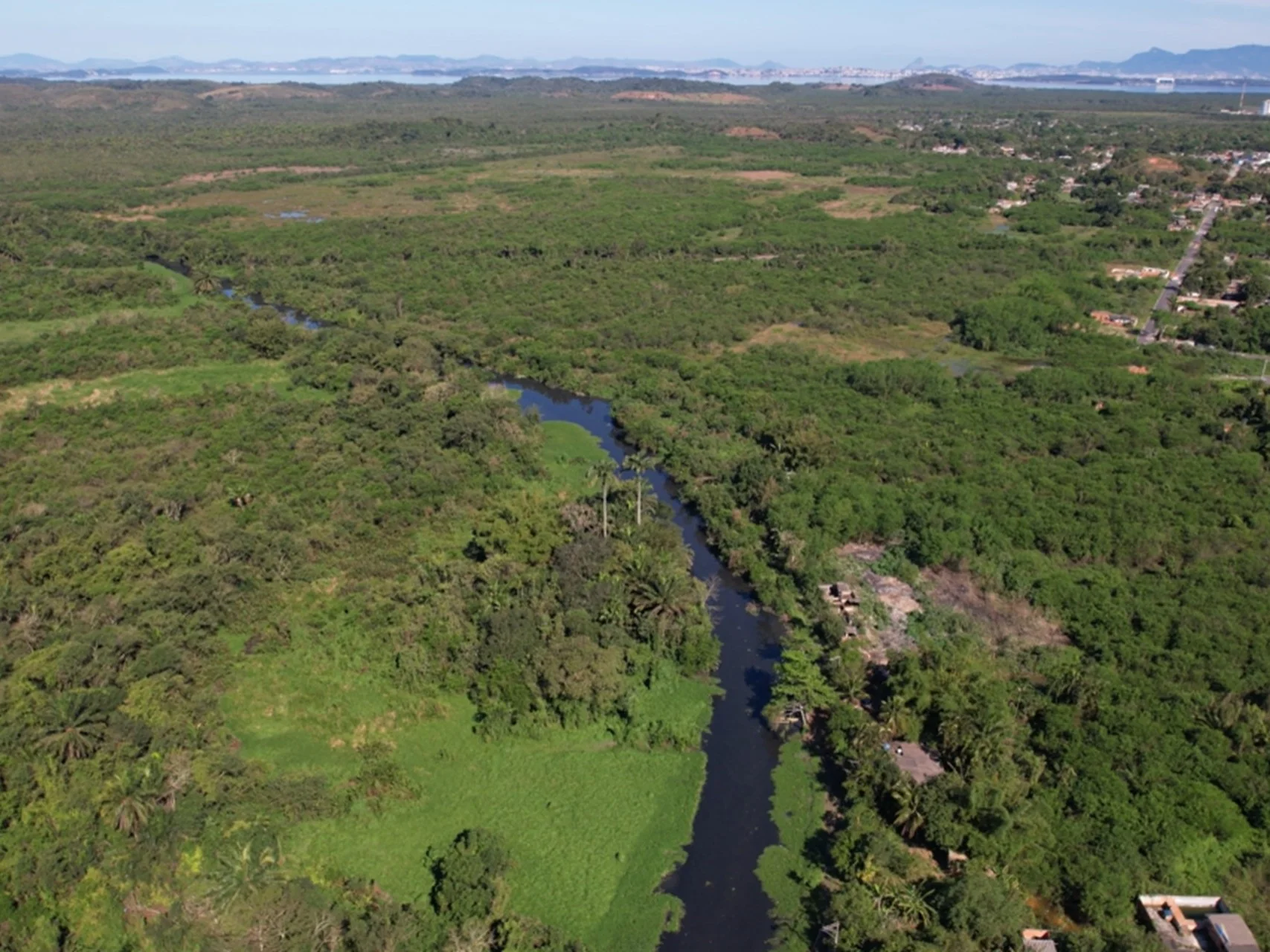 Obra de R$ 300 milhões amplia saneamento e beneficia 170 mil moradores em Duque de Caxias