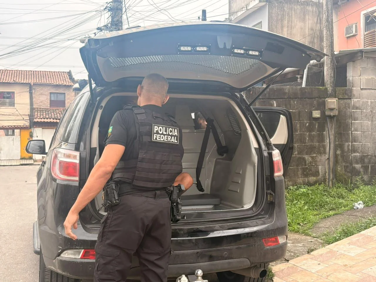 PF prende homem em flagrante por suspeita de abuso sexual infantil em Belford Roxo